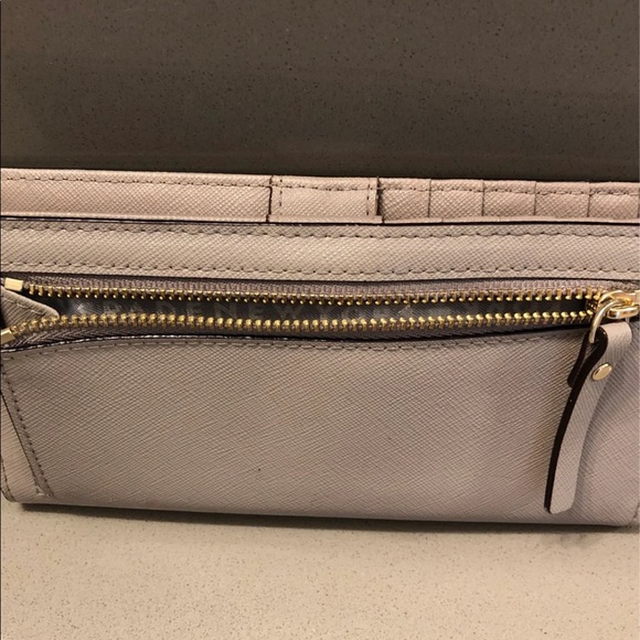 Kate Spade Wallet - Picture 2 of 5